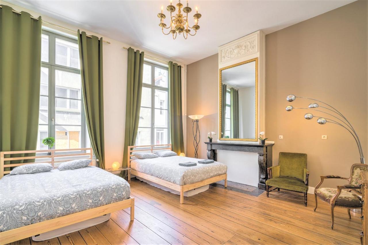 The Capital Street Triplex Apartment Antwerpen Bagian luar foto
