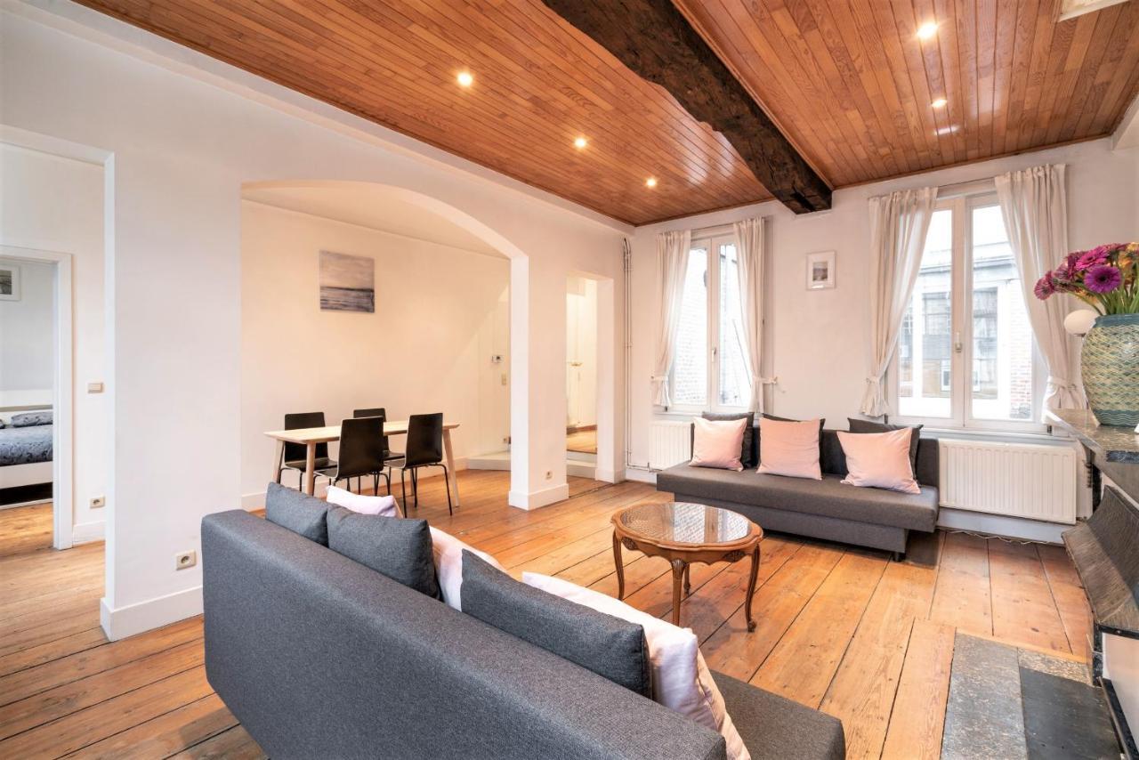 The Capital Street Triplex Apartment Antwerpen Bagian luar foto
